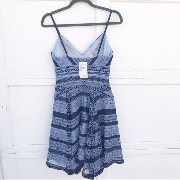 Ever New Linear Handkerchief Hem Lace Dress - Picture 7 of 7